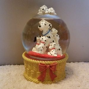 101 Dalmatians Musical Snow Globe
